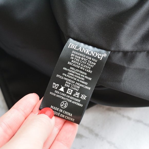 BNWT Blank NYC Black Vegan Leather‎ Mini Skirt - Picture 7 of 8